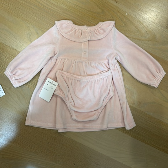 Nordstrom Baby Girl Pink Velour Dress & Bloomer Set NWT - Picture 4 of 5